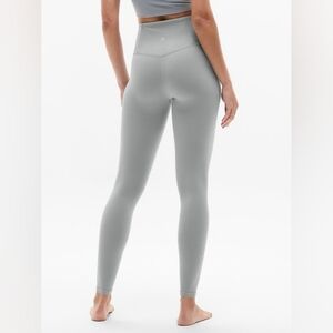 Athleta Salutation Stash Tight XL